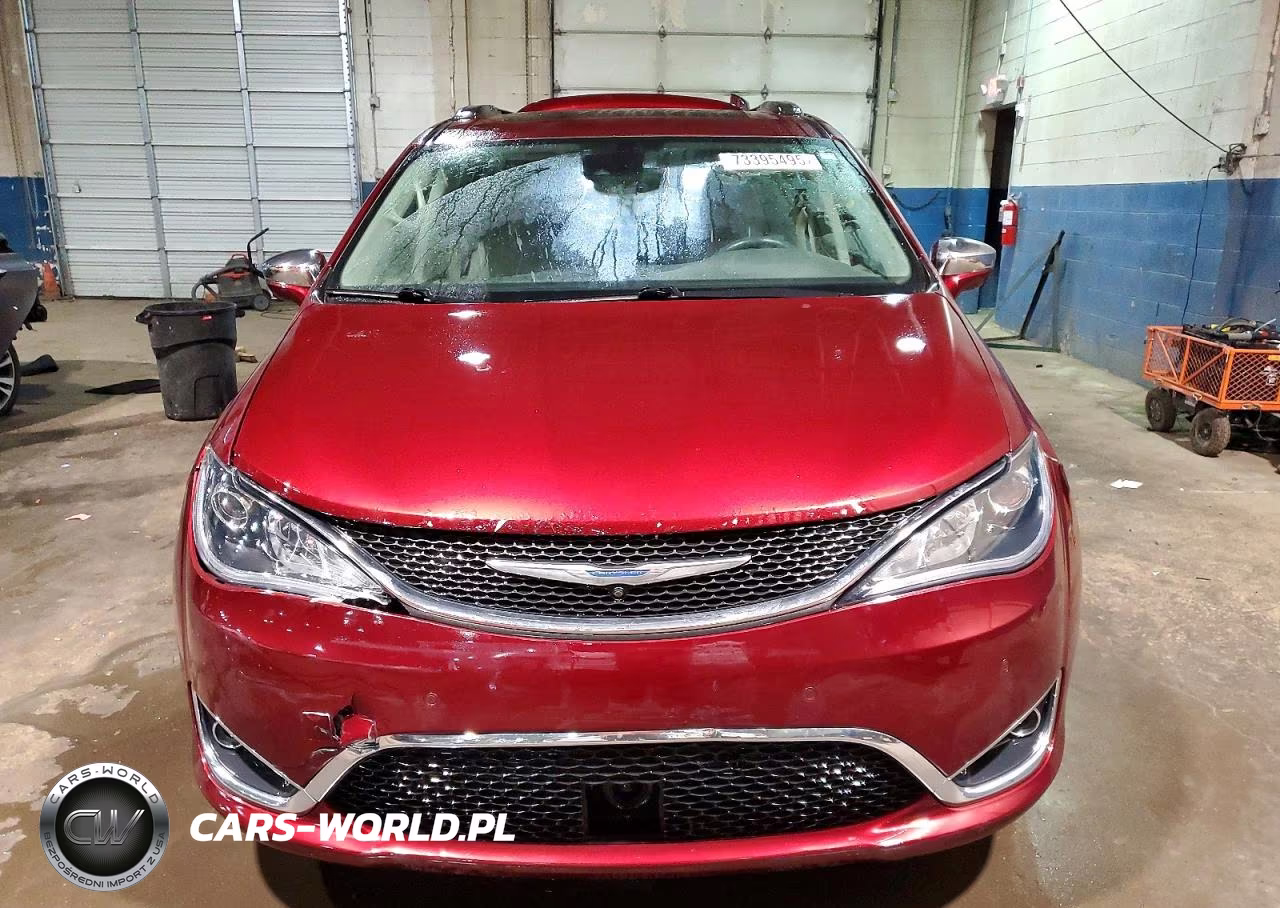 2018 Chrysler Pacifica Limited VIN:2C4RC1GG3JR262125 - 5