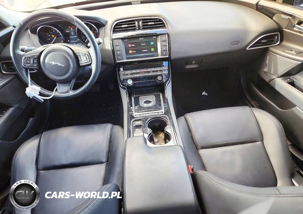 2017 Jaguar Xe Premium VIN:SAJAD4BG6HA962613 - 8