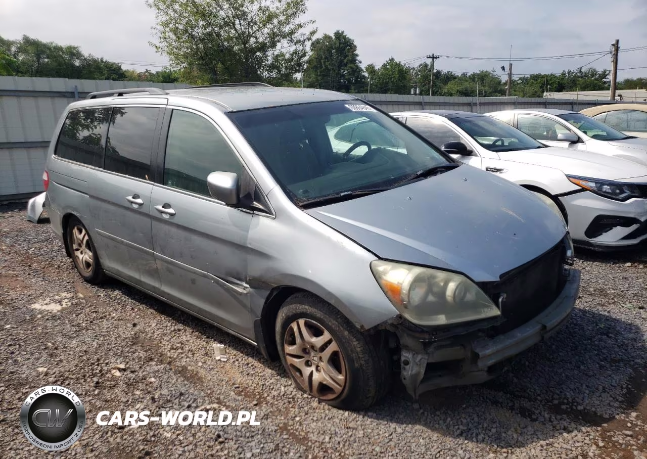 2005 Honda Odyssey Ex VIN:5FNRL38435B065859 - 4
