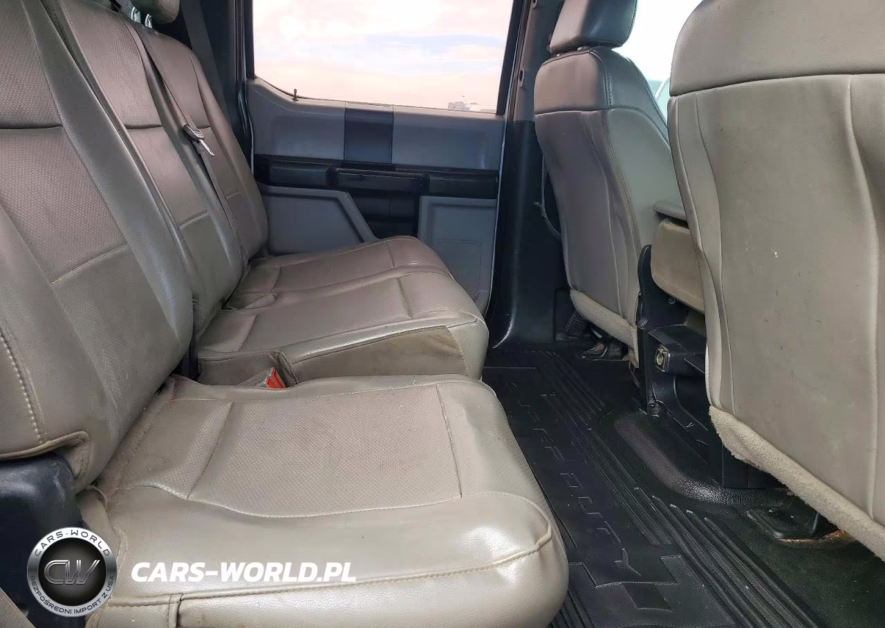 2019 Ford F550 Super Duty VIN:1FD0W5HTXKEE28945 - 10