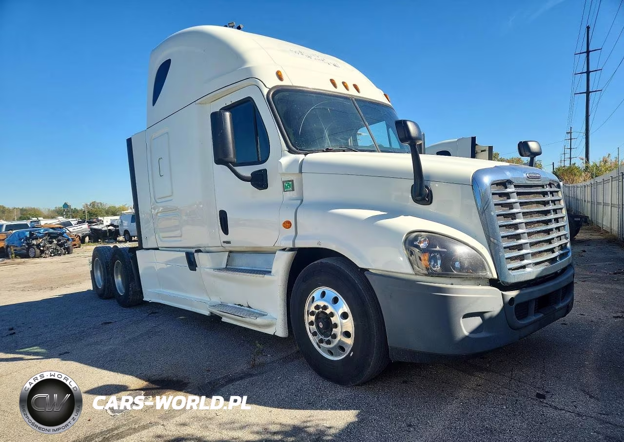 2016 Freightliner Cascadia 125 Semi Truck VIN:3AKJGLD56GSGU5185 - 4