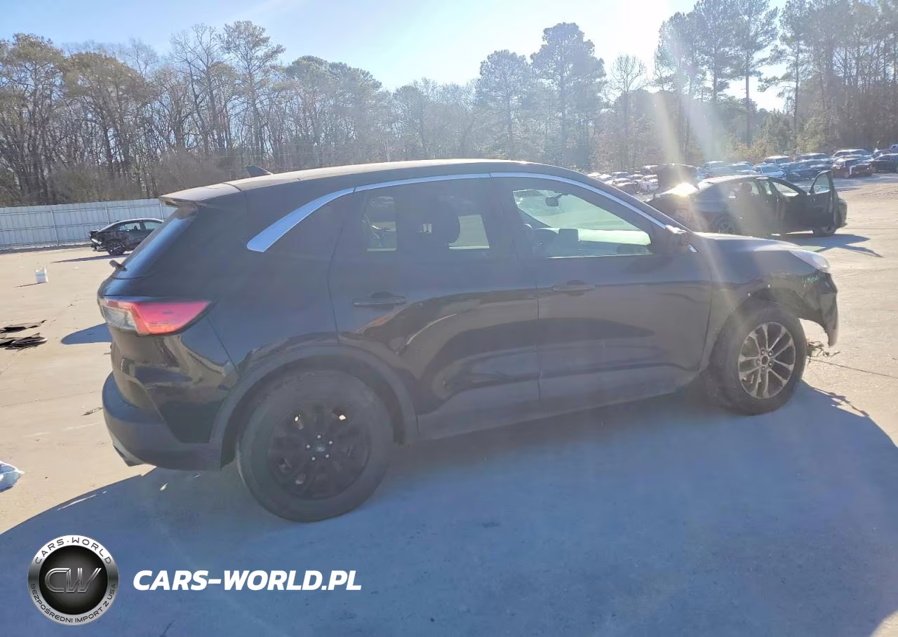 2021 Ford Escape Se VIN:1FMCU0G63MUA42930 - 3