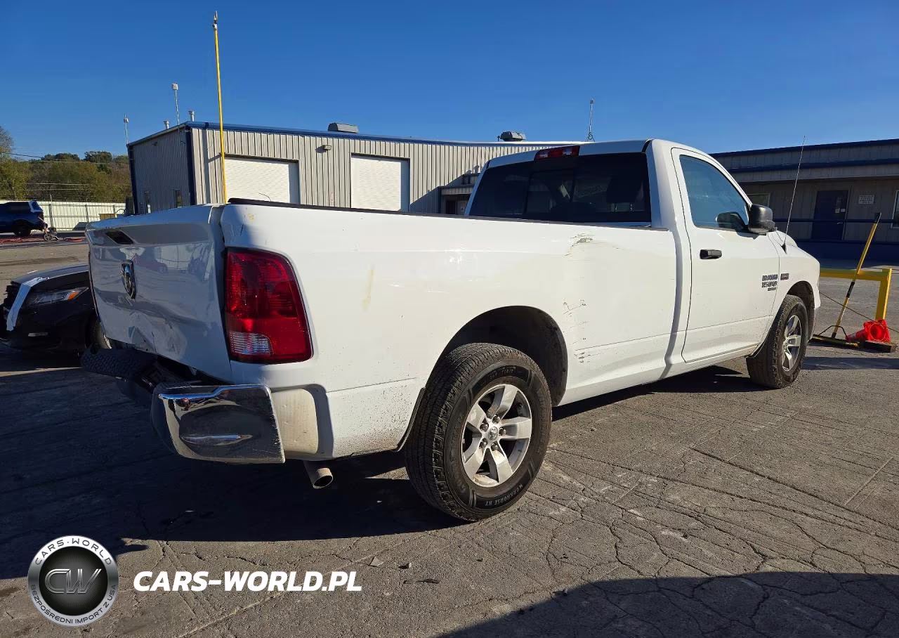 2019 Ram 1500 Classic Tradesman VIN:3C6JR6DT5KG541083 - 3