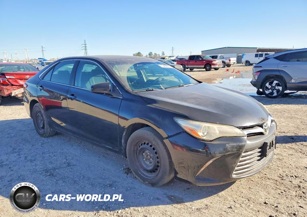 2017 Toyota Camry Le VIN:4T1BF1FK2HU442588 - 4