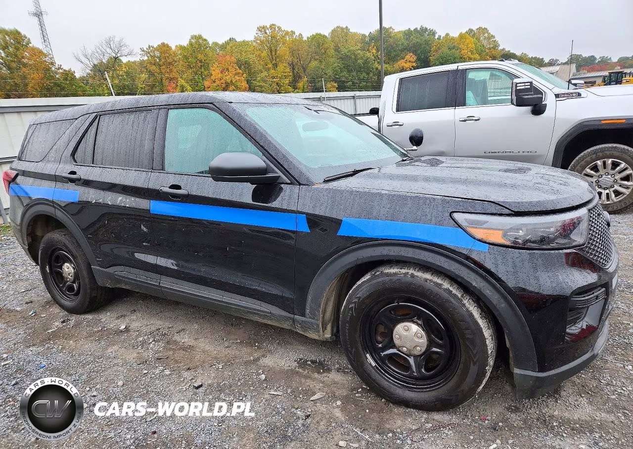 2025 Ford Explorer Police Interceptor VIN:1FM5K8AB0SGA74412 - 4