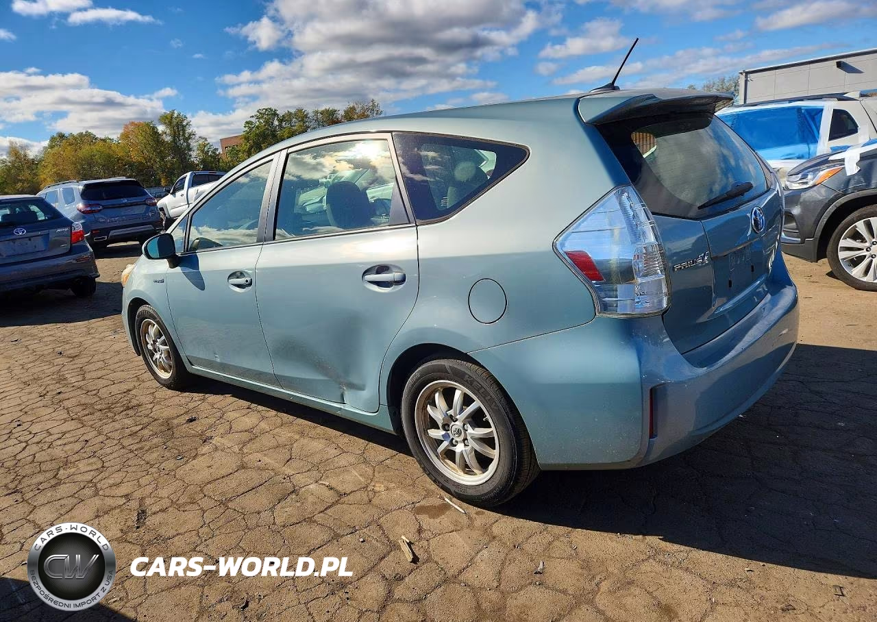 2014 Toyota Prius V Three VIN:JTDZN3EU6EJ002147 - 2