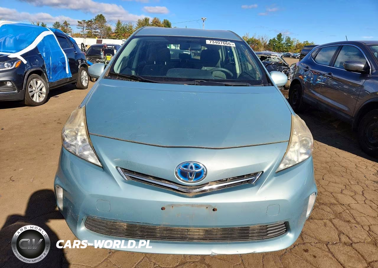 2014 Toyota Prius V Three VIN:JTDZN3EU6EJ002147 - 5