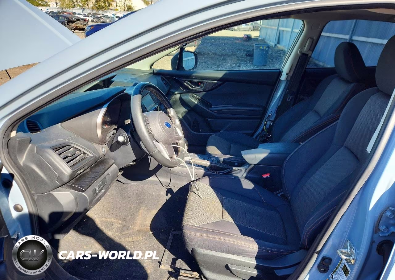 2018 Subaru Crosstrek Premium VIN:JF2GTACC9J8245336 - 7