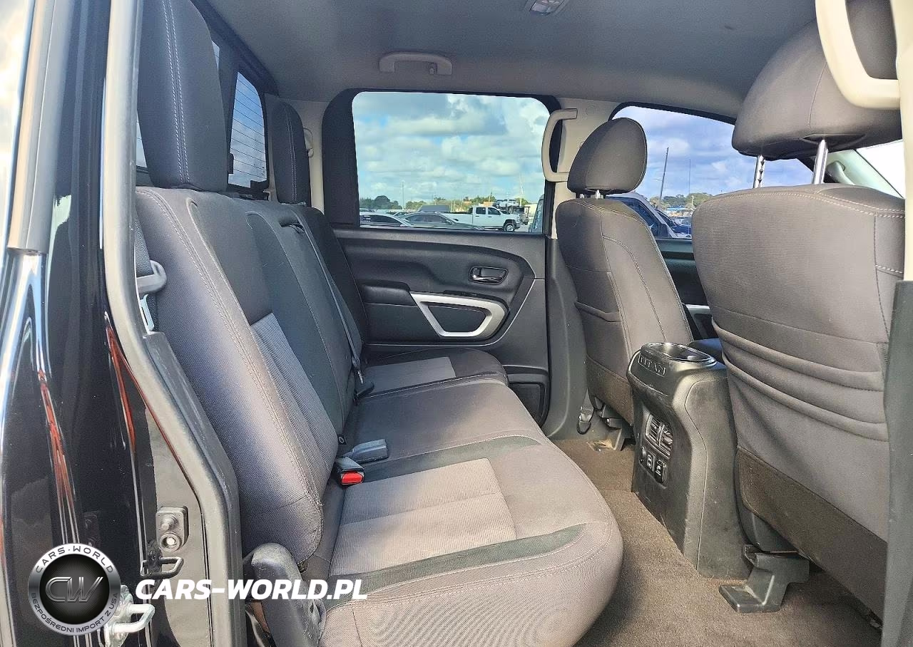2021 Nissan Titan Sv VIN:1N6AA1EFXMN526517 - 10