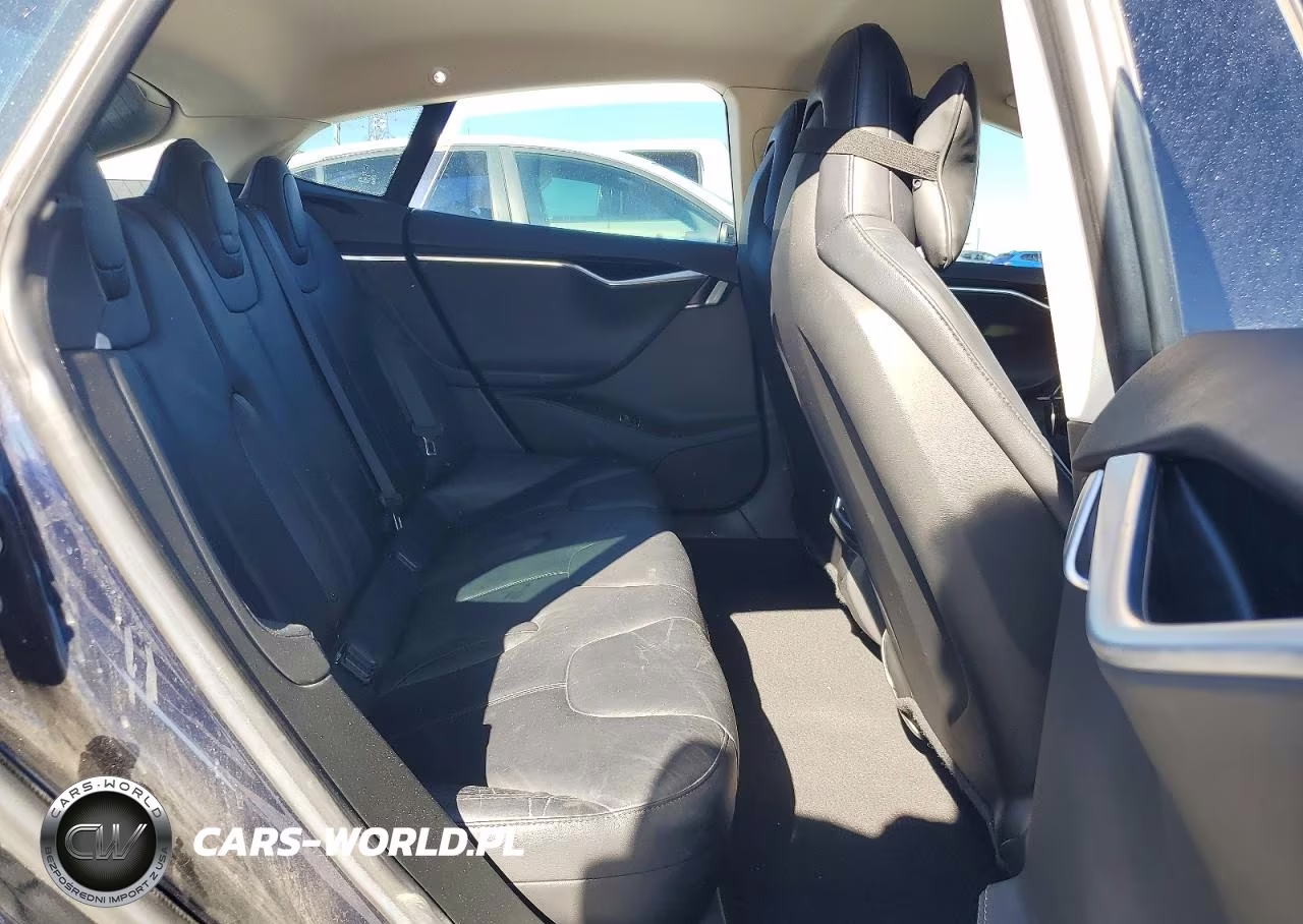 2014 Tesla Model S VIN:5YJSA1S11EFP48055 - 10
