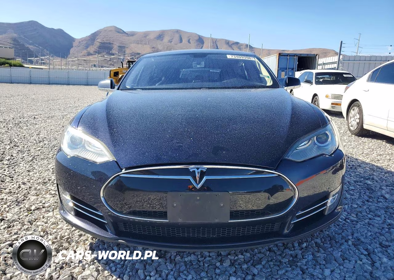 2014 Tesla Model S VIN:5YJSA1S11EFP48055 - 5