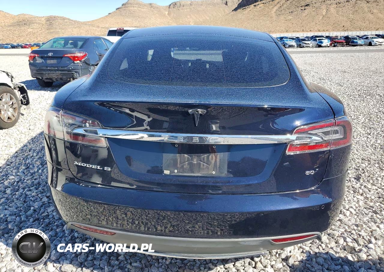 2014 Tesla Model S VIN:5YJSA1S11EFP48055 - 6