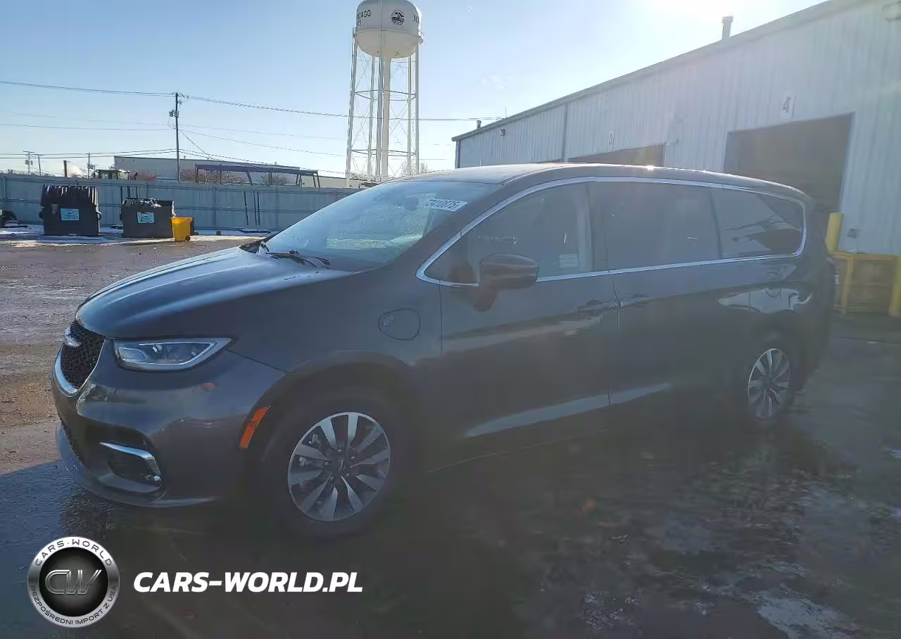 2022 Chrysler Pacifica Hybrid Touring L