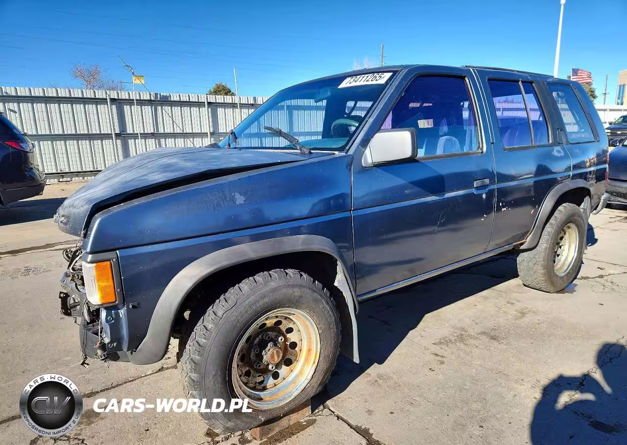 1990 Nissan Pathfinder Xe