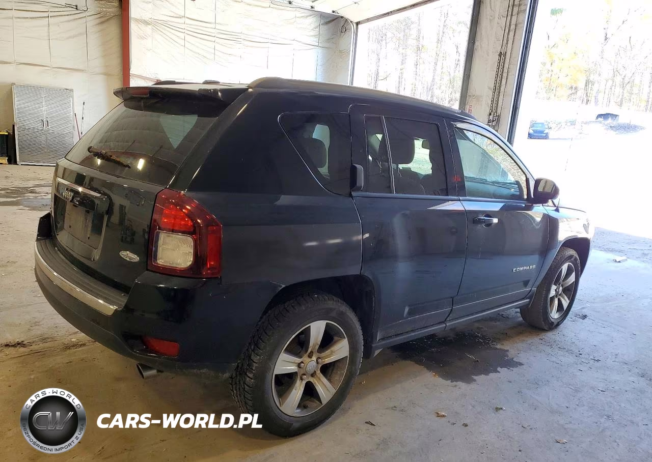 2016 Jeep Compass Latitude VIN:1C4NJDEB8GD706916 - 3