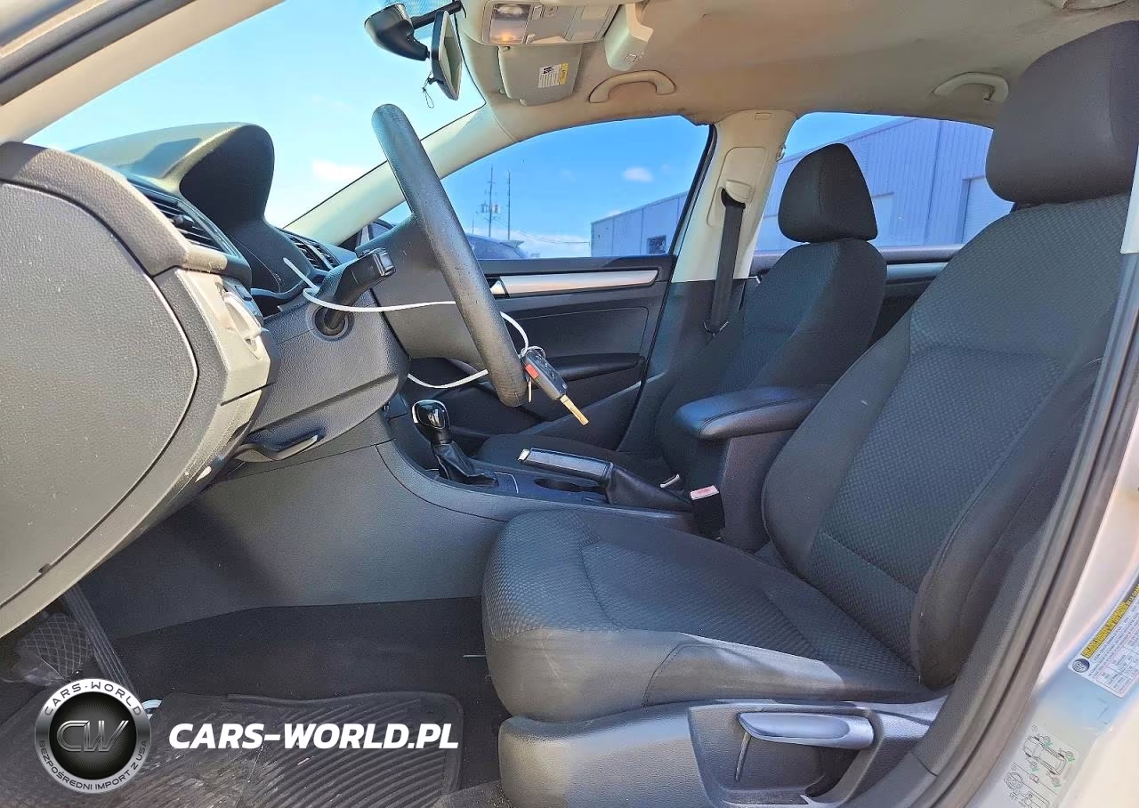 2012 Volkswagen Passat S VIN:1VWAP7A38CC063722 - 7