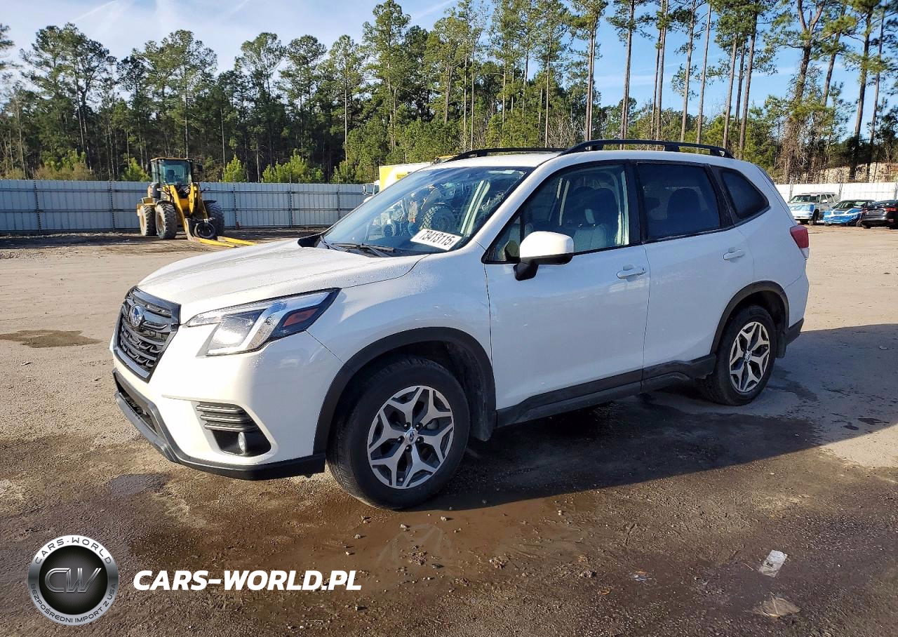 2024 Subaru Forester Premium