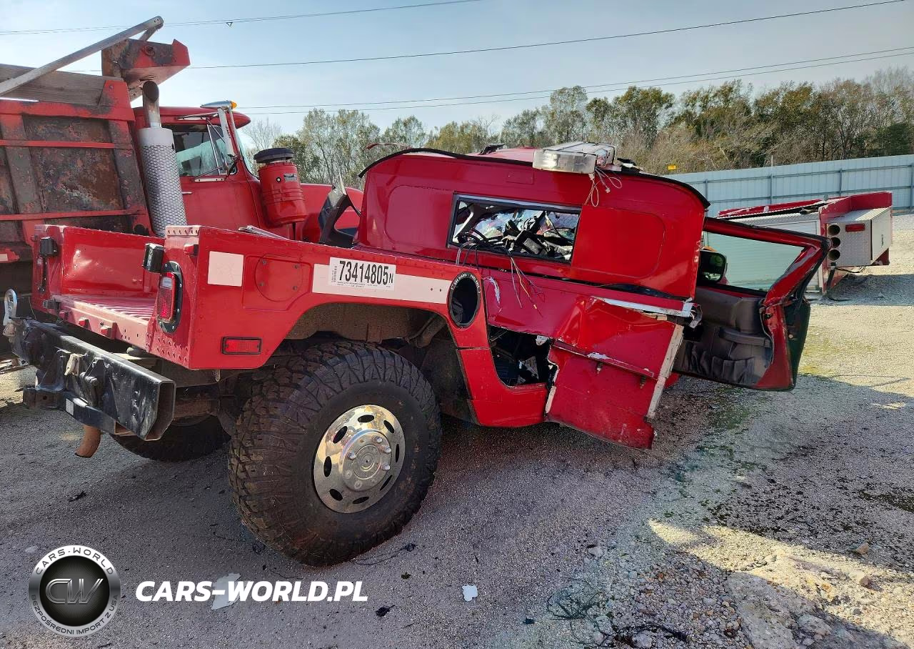 2002 Hummer H1 - Brush Fire Truck VIN:137FA55322E200071 - 3