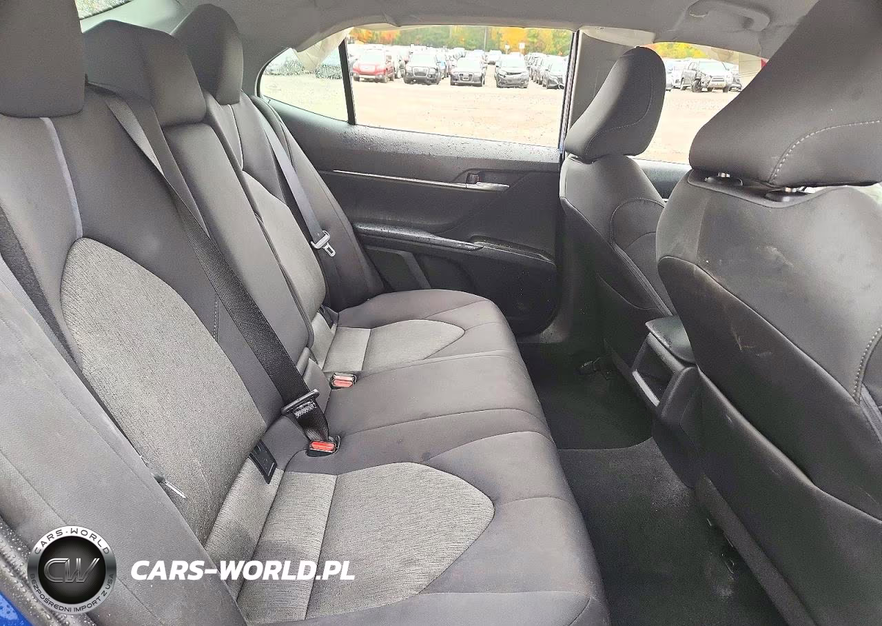 2024 Toyota Camry Le VIN:4T1C31AK7RU060904 - 10