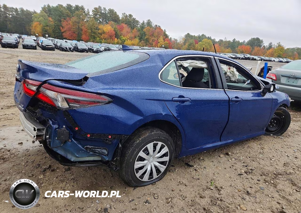 2024 Toyota Camry Le VIN:4T1C31AK7RU060904 - 3