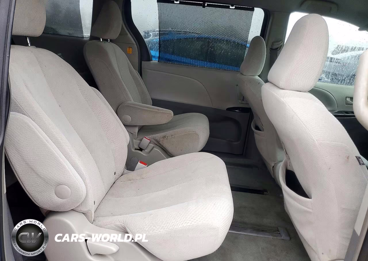 2011 Toyota Sienna Le VIN:5TDJK3DC0BS027073 - 11