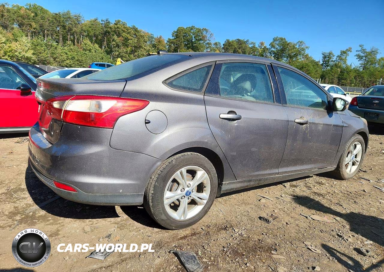 2013 Ford Focus Se VIN:1FADP3F25DL270200 - 3