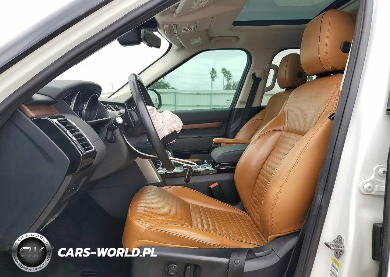 2017 Land Rover Discovery Hse VIN:SALRRBBV3HA005967 - 7