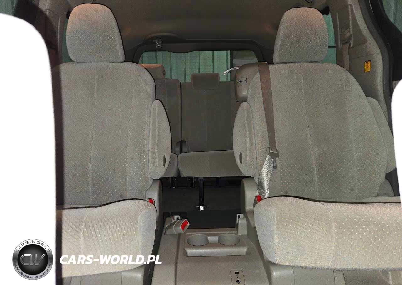 2011 Toyota Sienna Le VIN:5TDKK3DC5BS115122 - 10