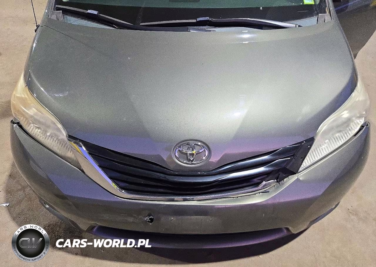 2011 Toyota Sienna Le VIN:5TDKK3DC5BS115122 - 12
