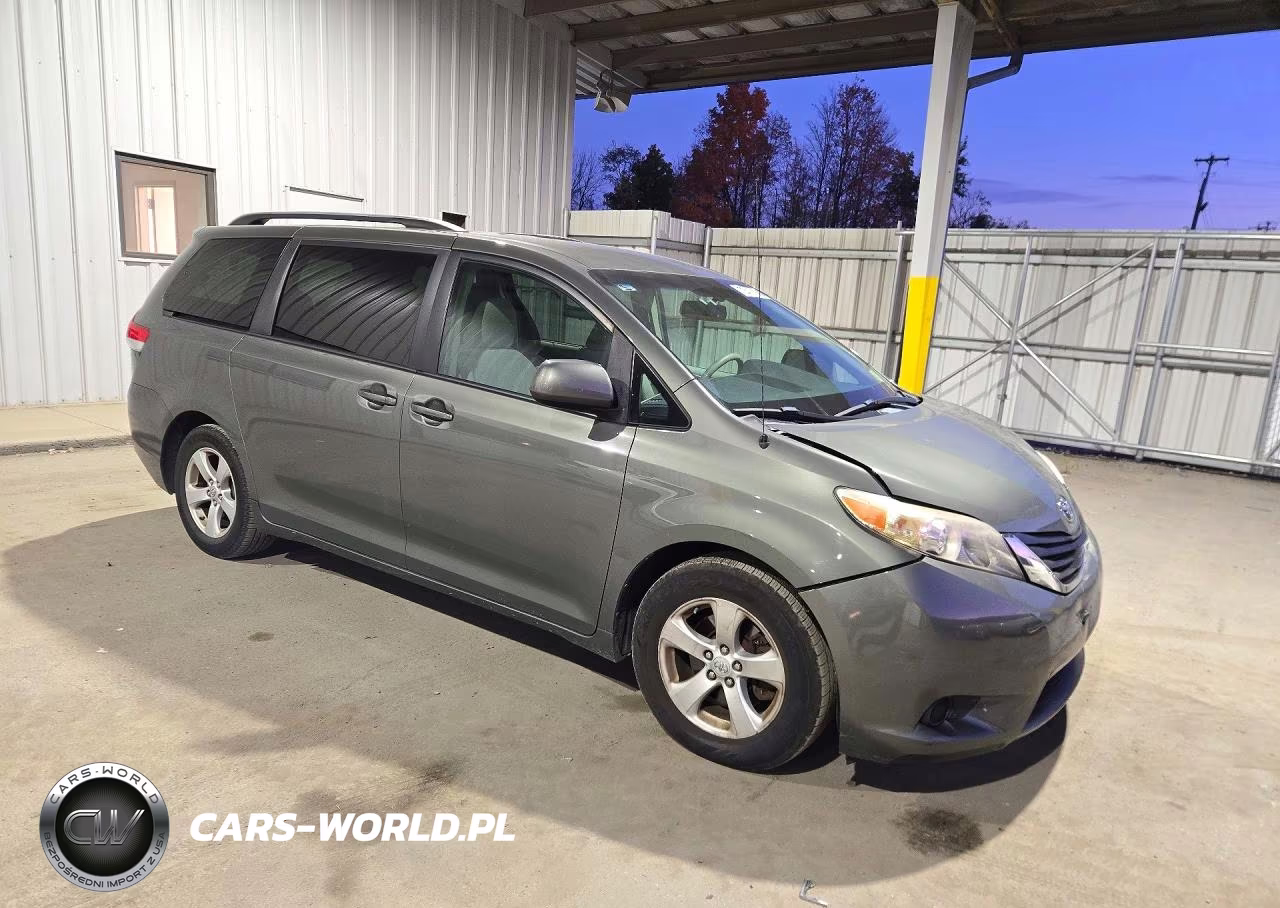 2011 Toyota Sienna Le VIN:5TDKK3DC5BS115122 - 4