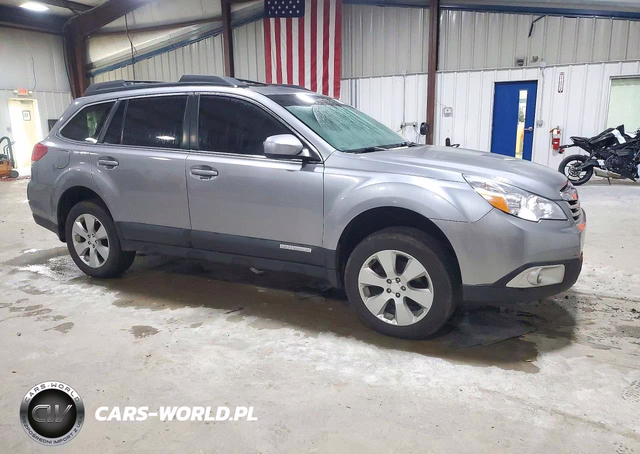 2010 Subaru Outback 2.5I Premium VIN:4S4BRBGC0A3360584 - 4
