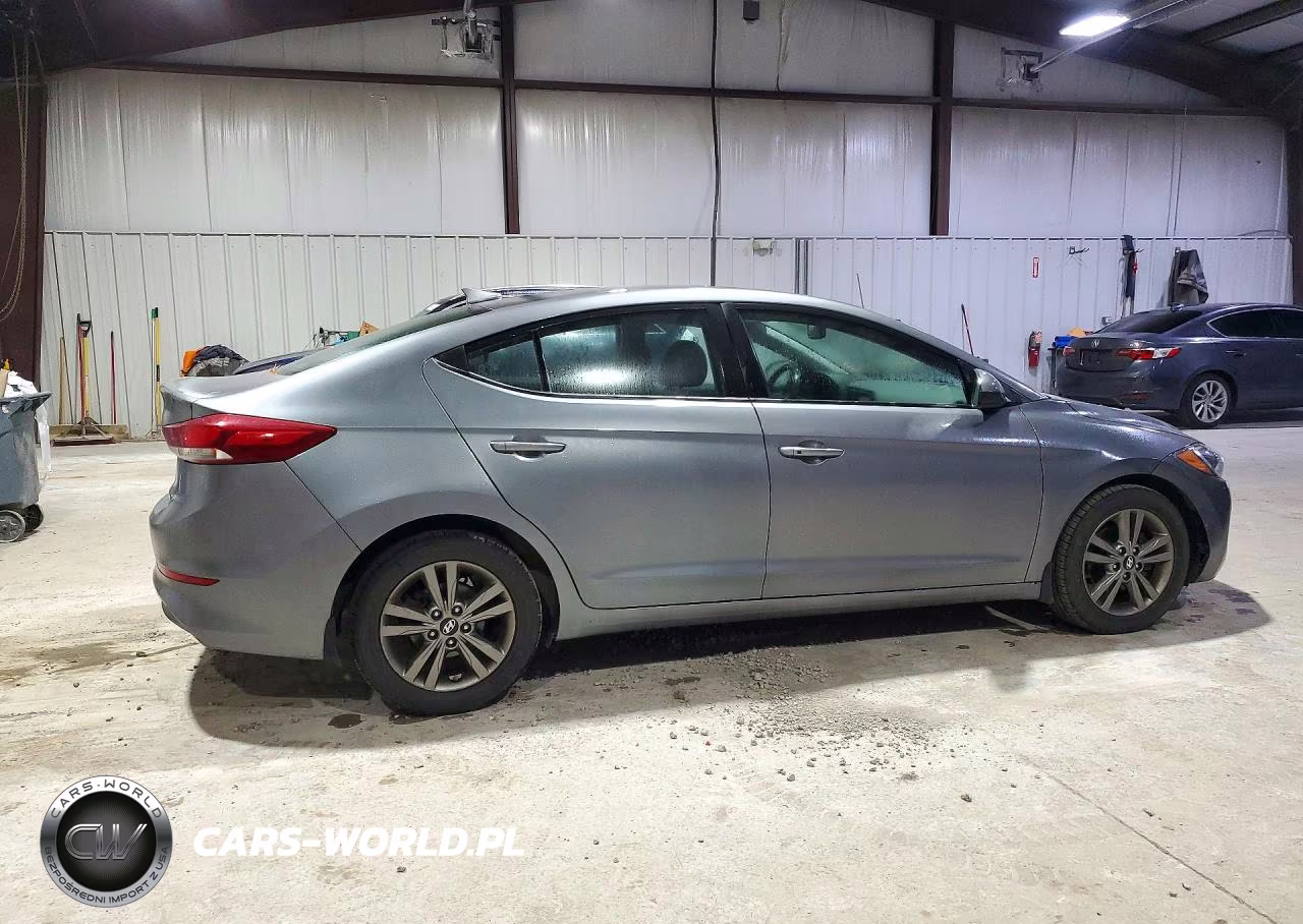 2018 Hyundai Elantra Value Edition VIN:5NPD84LF6JH273515 - 3