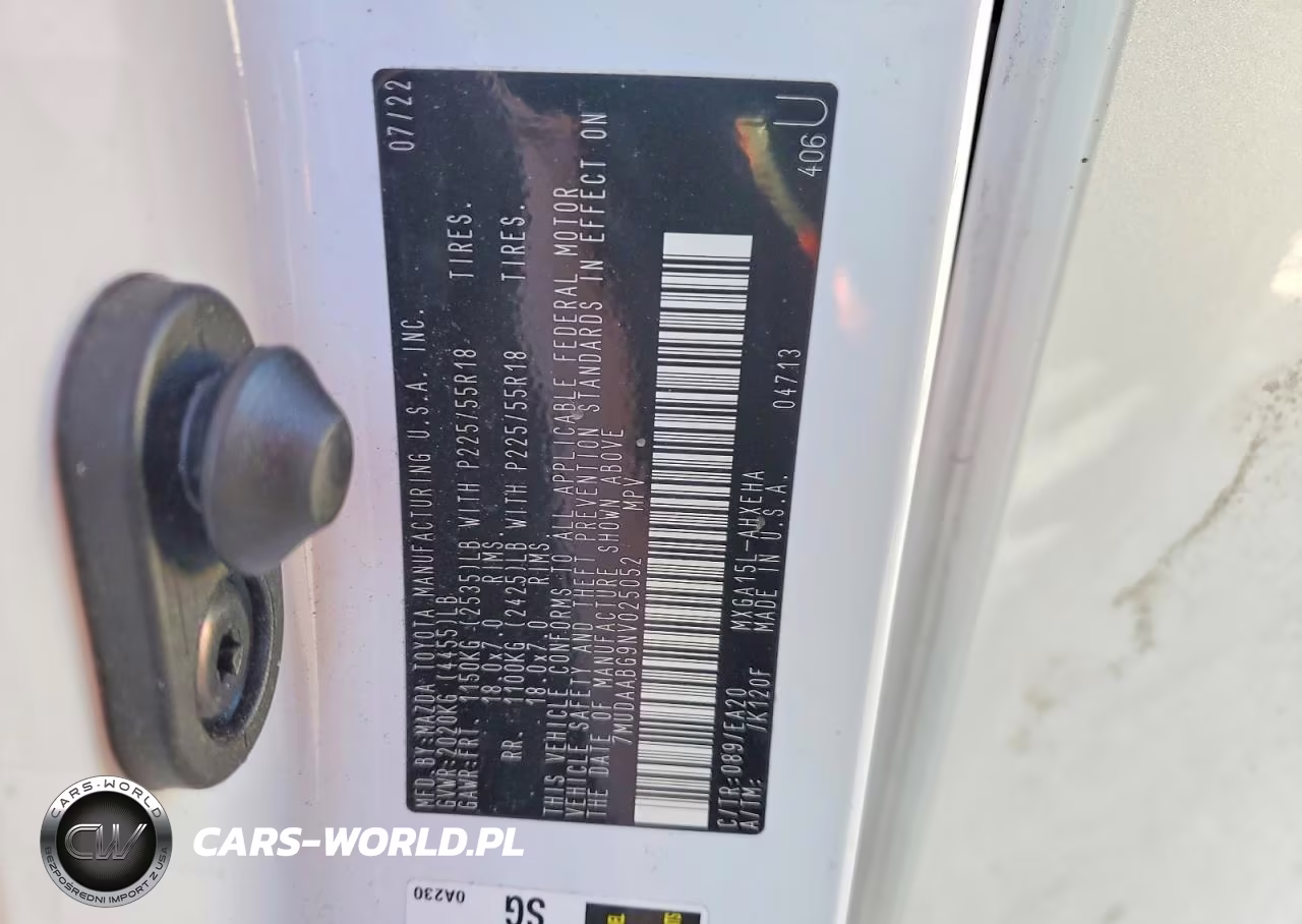 2022 Toyota Corolla Cross Xle VIN:7MUDAABG9NV025052 - 14
