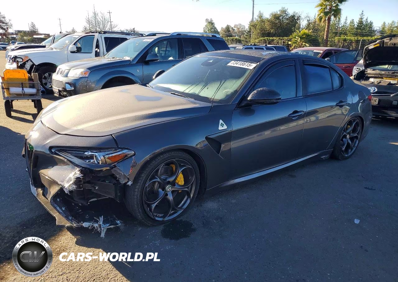 2019 Alfa Romeo Giulia Ti – zdjęcie 1 z 12