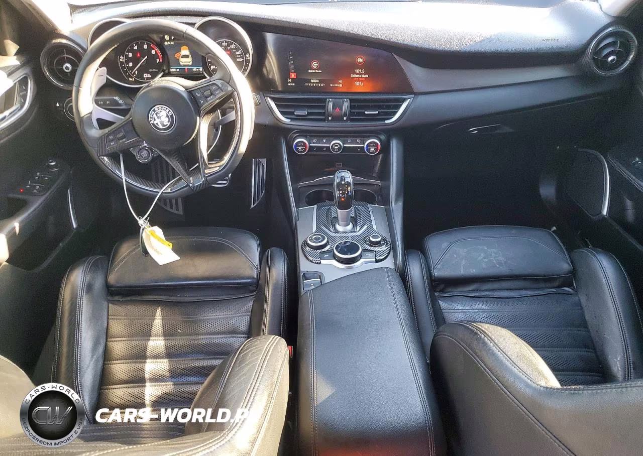 2019 Alfa Romeo Giulia Ti VIN:ZARFAMBN4K7621328 - 8