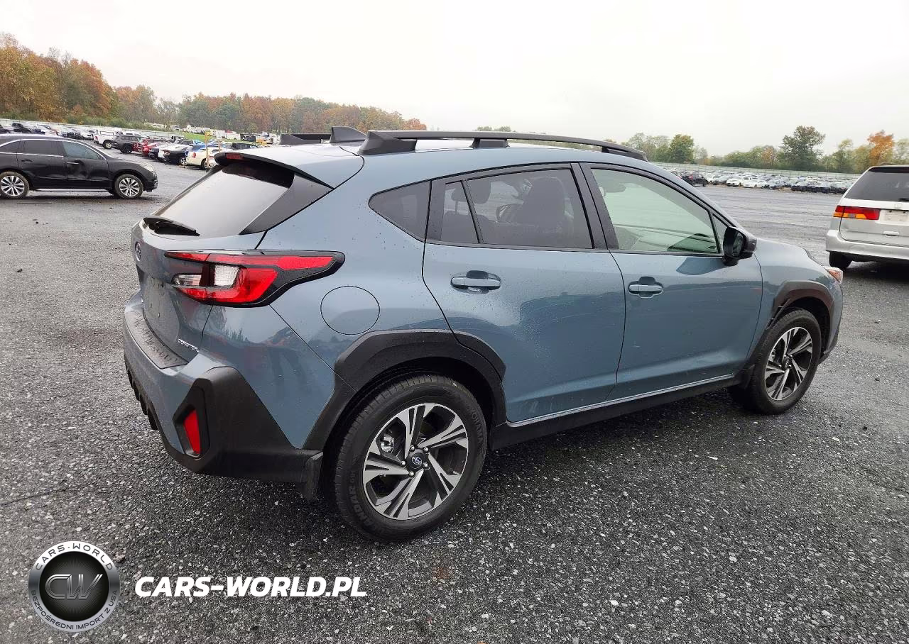 2024 Subaru Crosstrek Premium VIN:JF2GUADC8R8228597 - 3