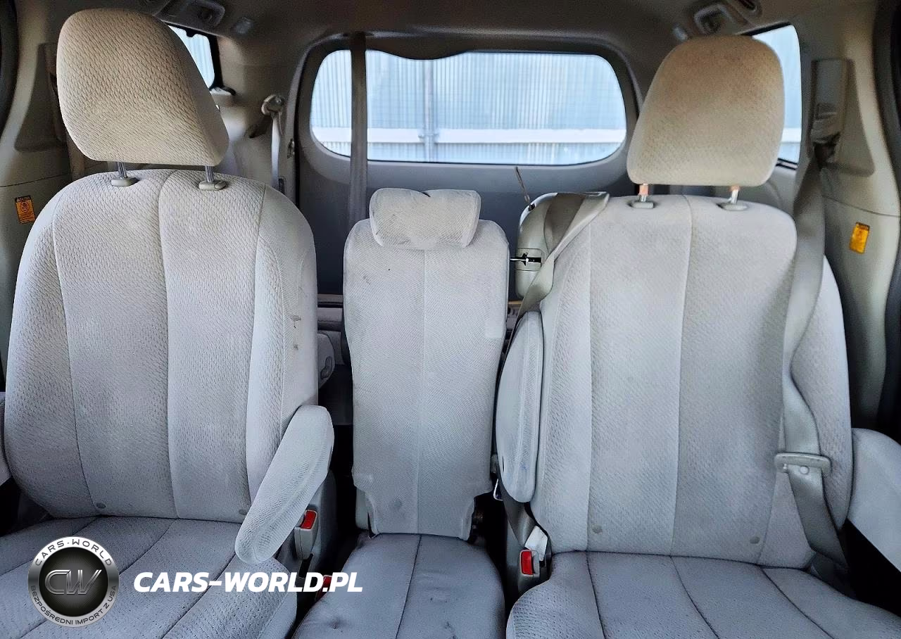 2013 Toyota Sienna Le VIN:5TDKK3DCXDS370335 - 10