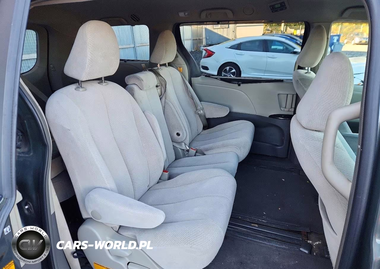 2013 Toyota Sienna Le VIN:5TDKK3DCXDS370335 - 11