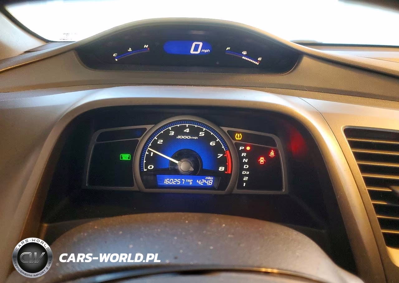 2008 Honda Civic Lx VIN:2HGFG12688H553467 - 9