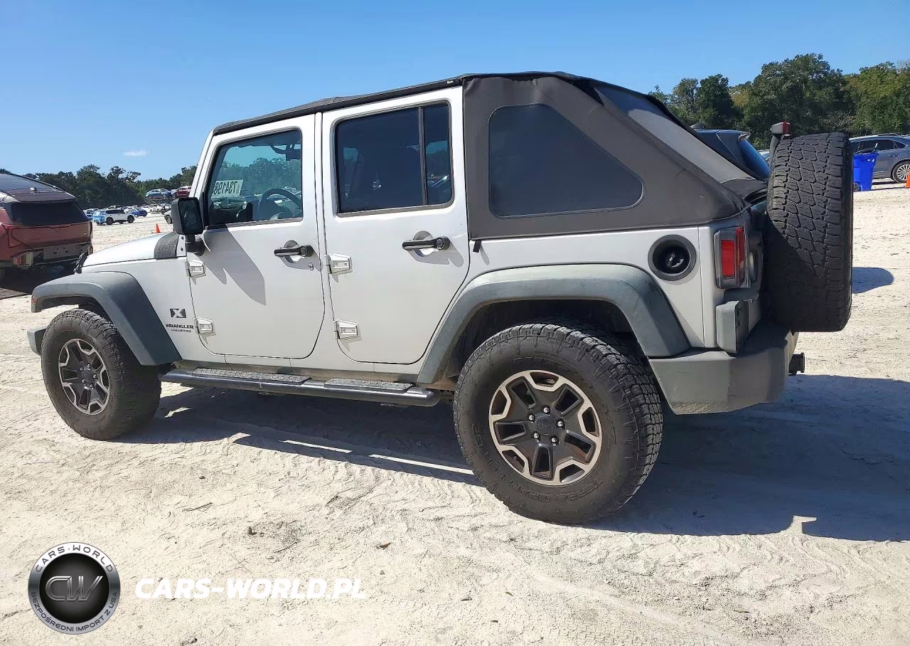 2008 Jeep Wrangler Unlimited X VIN:1J8GB39148L514698 - 2