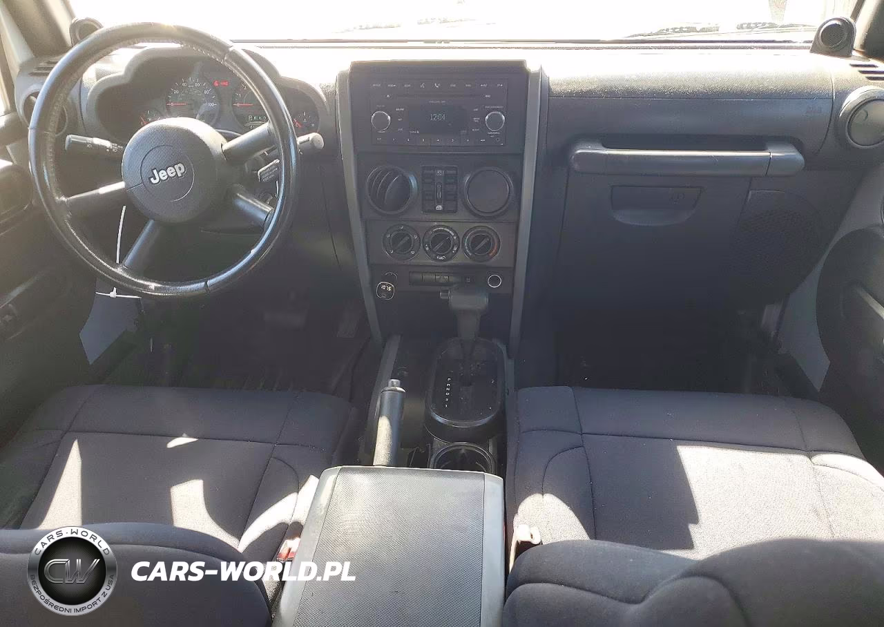 2008 Jeep Wrangler Unlimited X VIN:1J8GB39148L514698 - 8