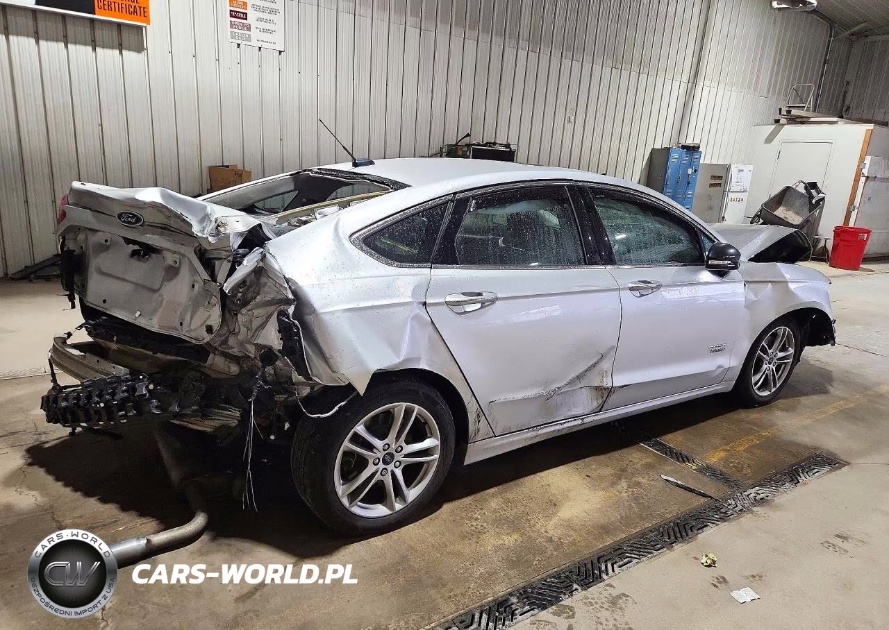 2016 Ford Fusion Titanium Phev VIN:3FA6P0SU2GR266657 - 3