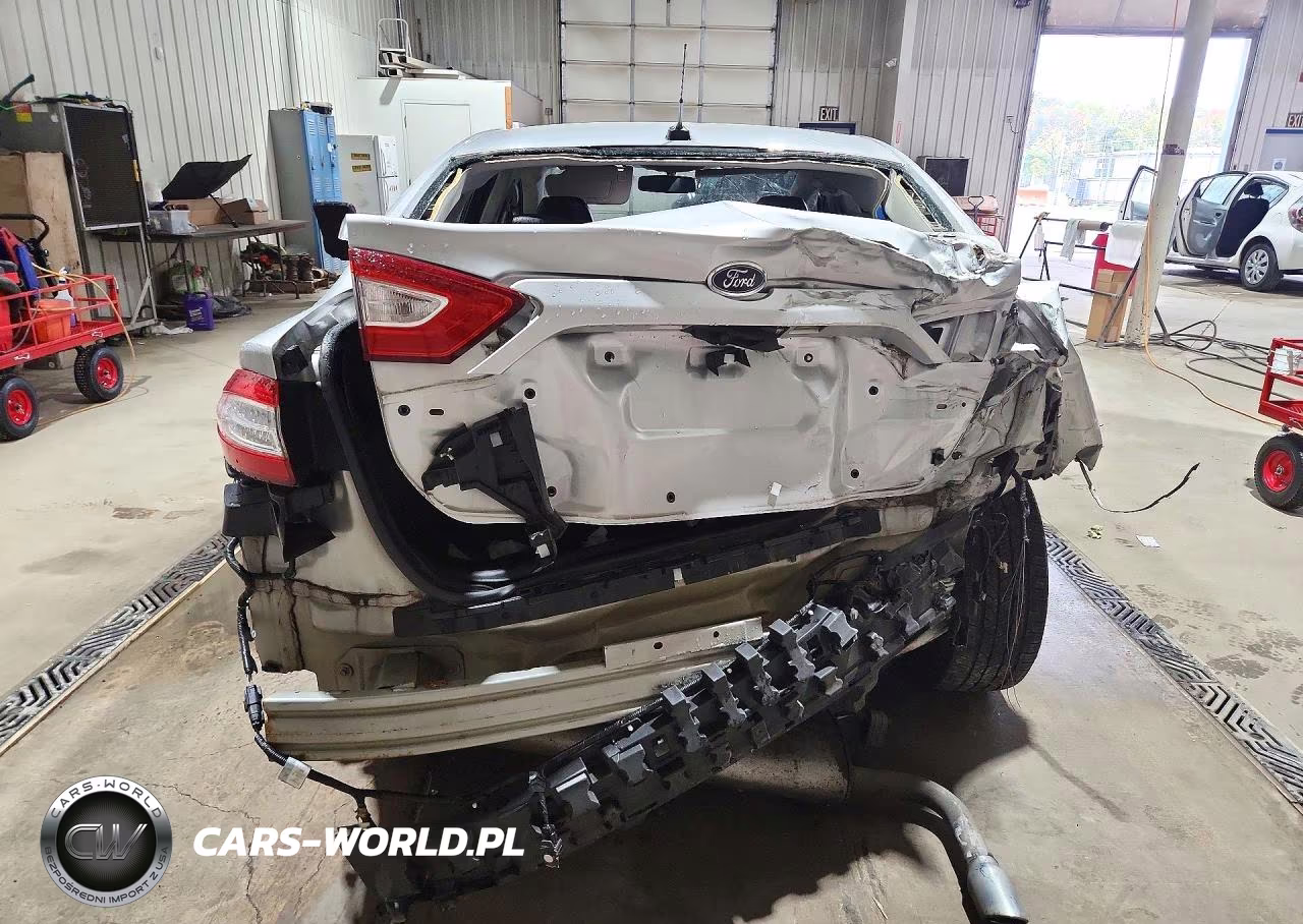 2016 Ford Fusion Titanium Phev VIN:3FA6P0SU2GR266657 - 6
