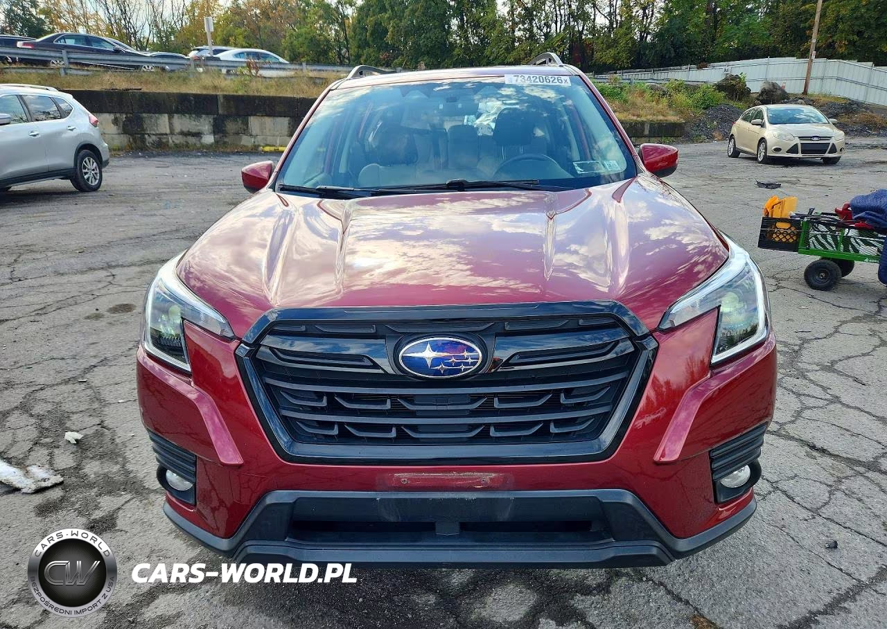 2022 Subaru Forester Premium VIN:JF2SKAEC2NH413799 - 5