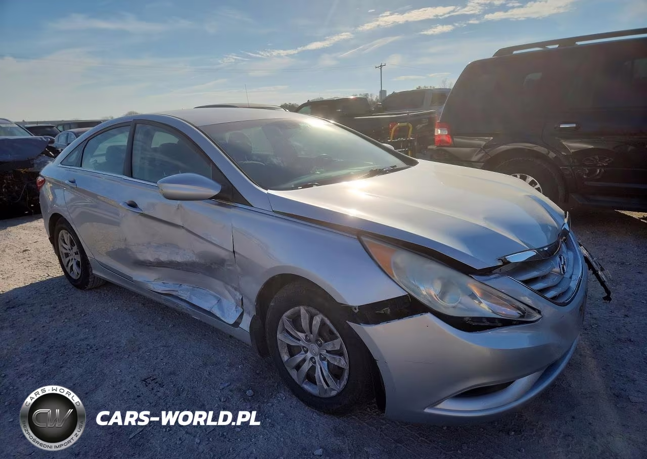 2012 Hyundai Sonata Gls VIN:5NPEB4AC5CH337240 - 4