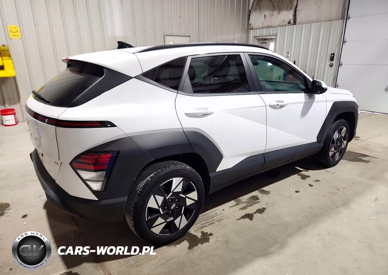 2025 Hyundai Kona Sel VIN:KM8HBCAB2SU196772 - 3