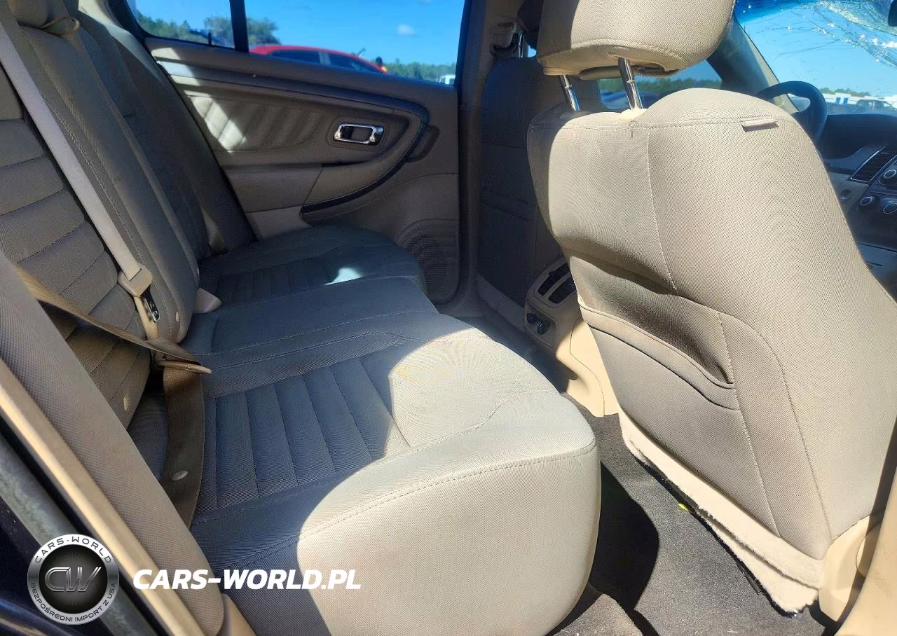 2018 Ford Taurus Se VIN:1FAHP2D89JG126074 - 10