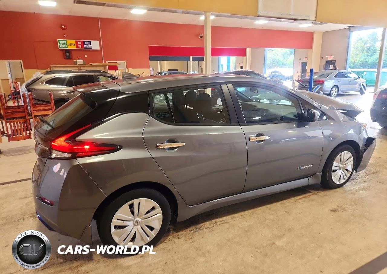 2019 Nissan Leaf S VIN:1N4AZ1CP7KC305799 - 3