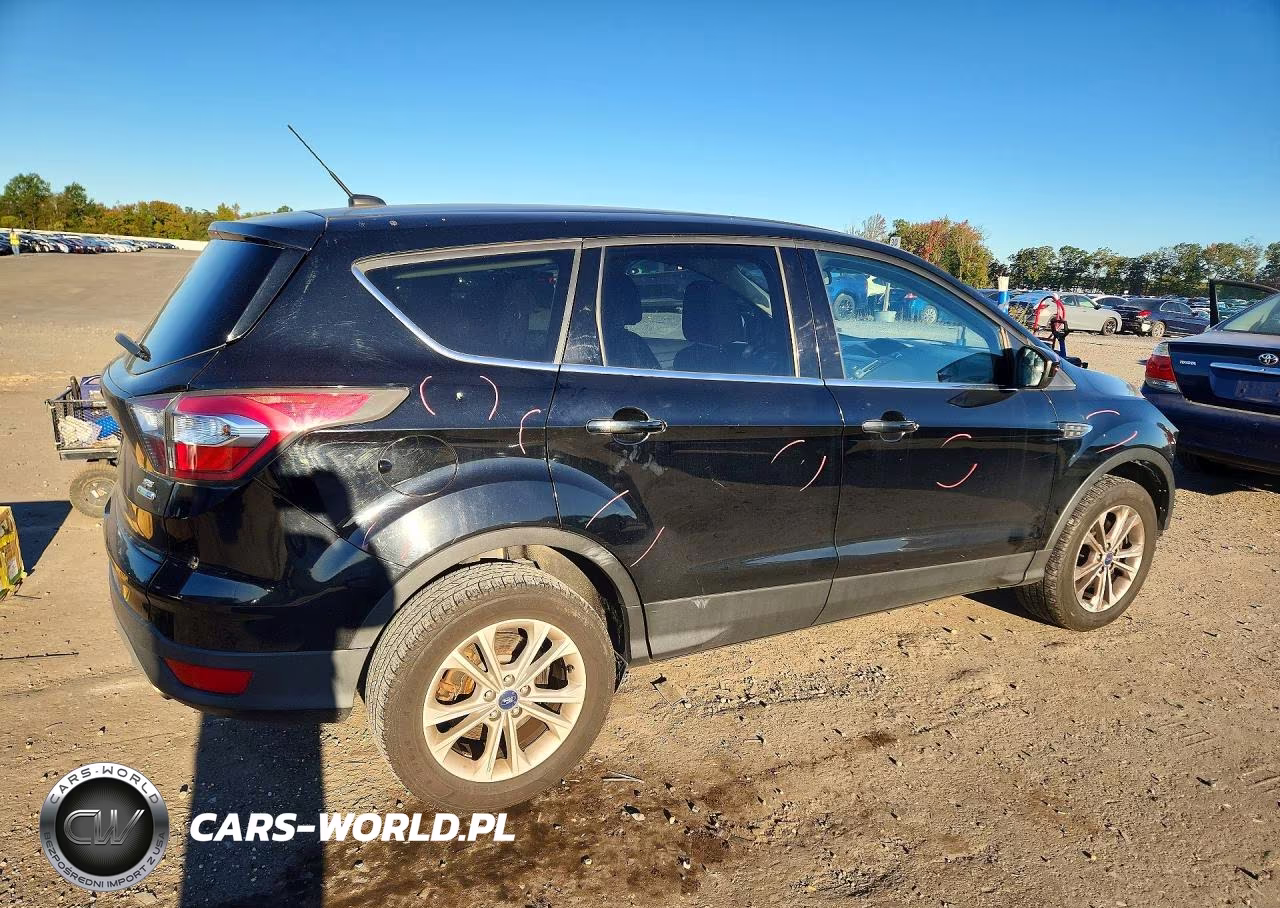 2017 Ford Escape Se VIN:1FMCU9GD5HUB26708 - 3