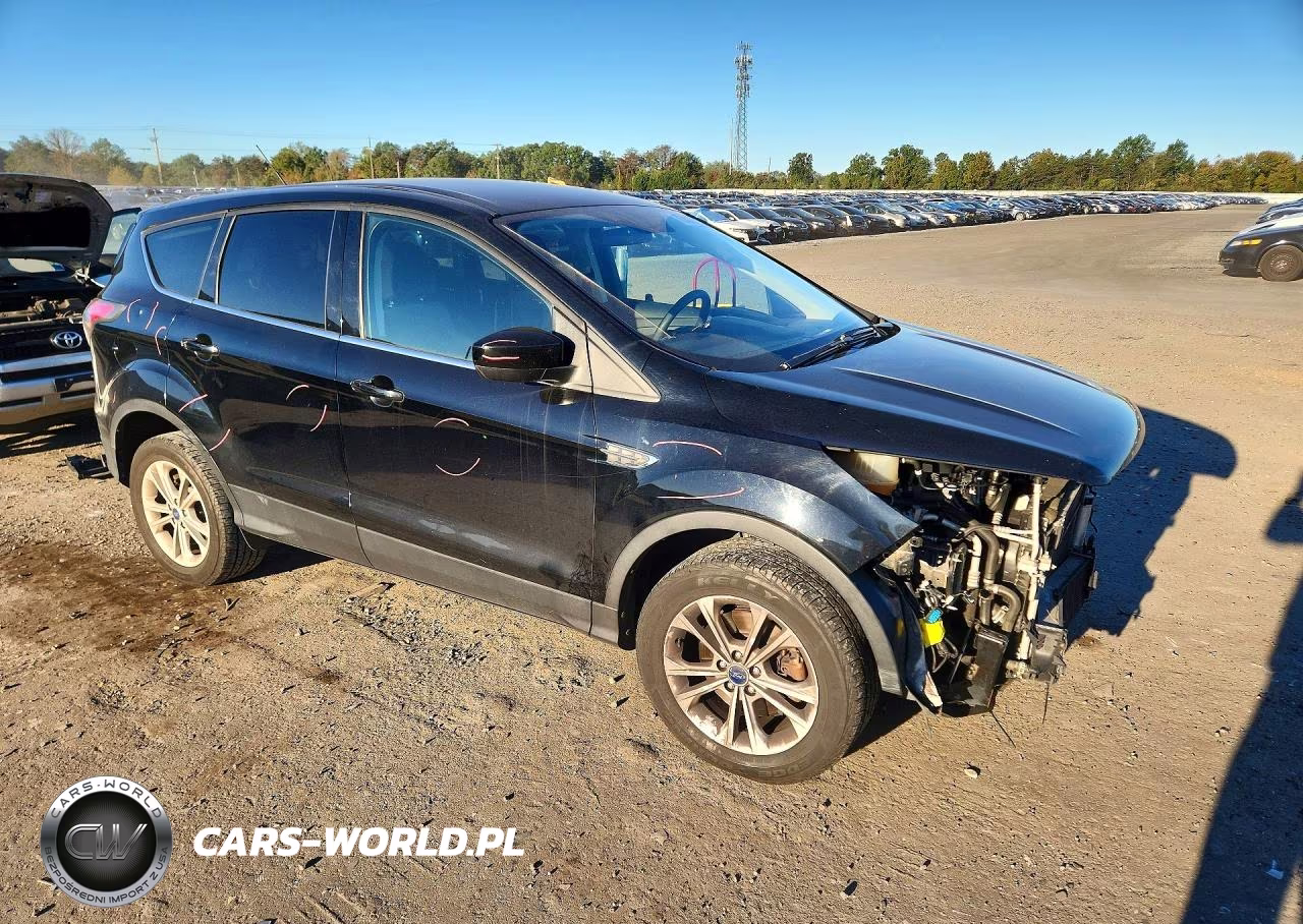 2017 Ford Escape Se VIN:1FMCU9GD5HUB26708 - 4